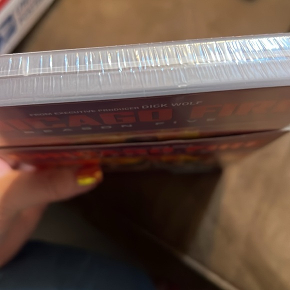 Chicago Fire Season Five - Picture 3 of 3